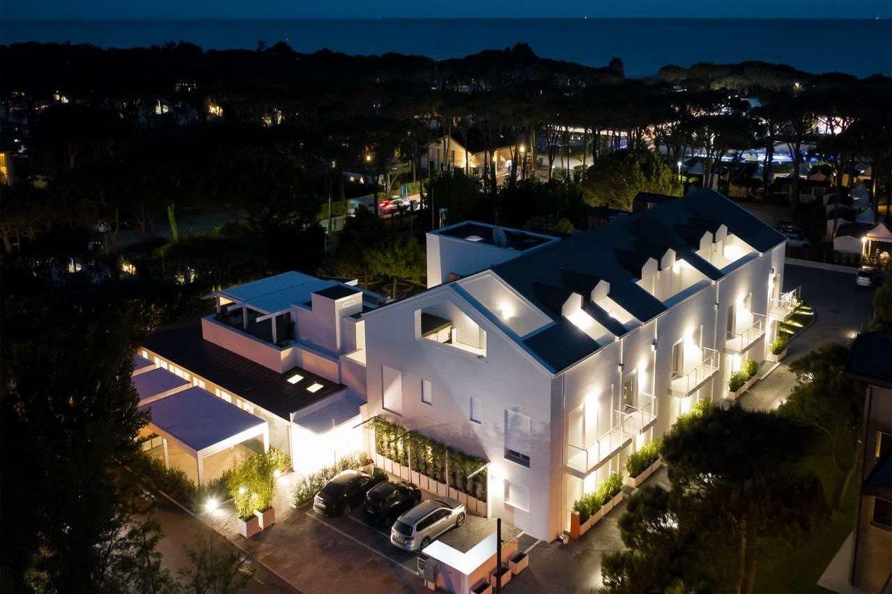 קוואלינו-טראפורטי The Green Park Hotel Wellnessspa & Restaurant מראה חיצוני תמונה