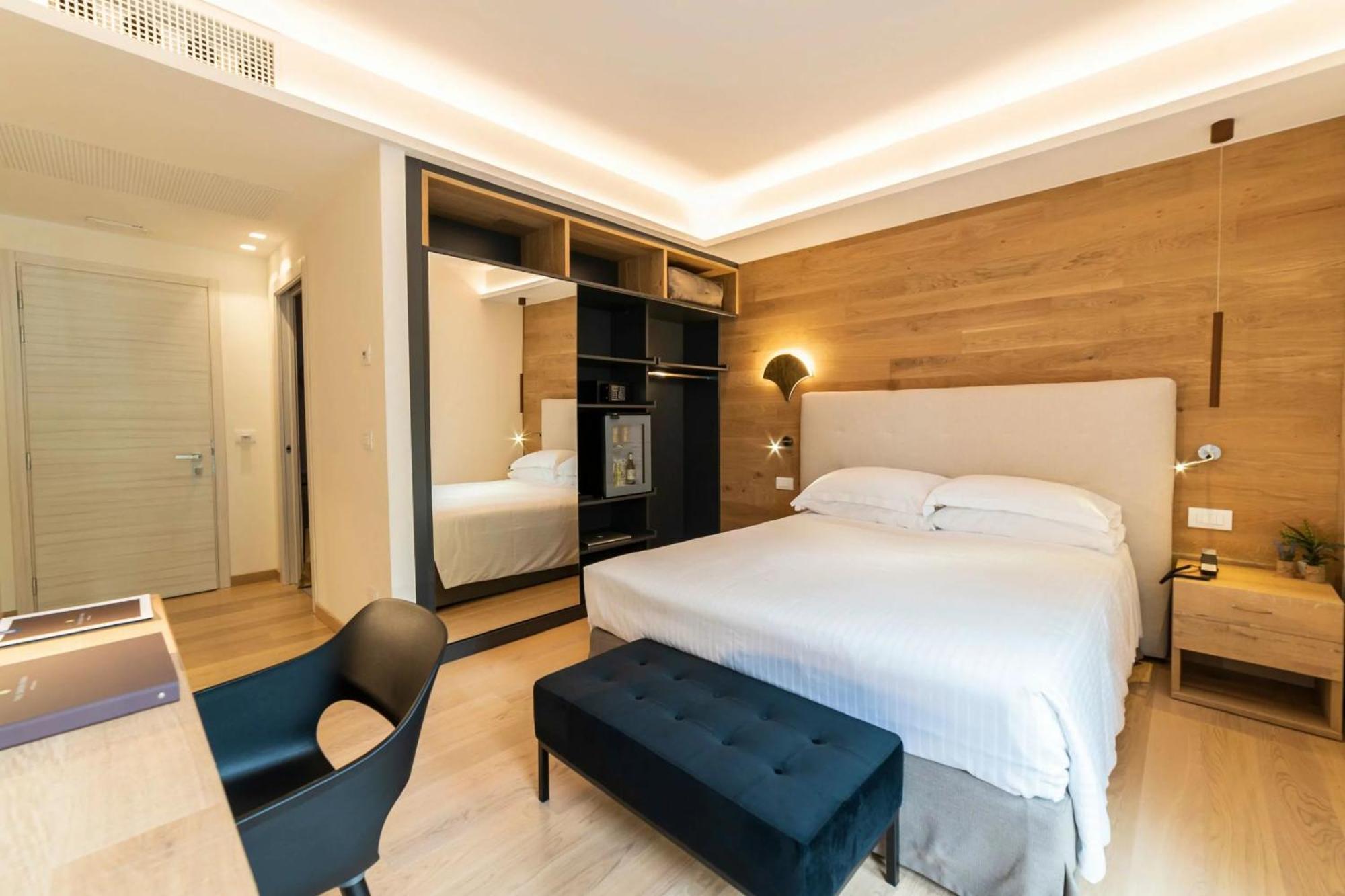 קוואלינו-טראפורטי The Green Park Hotel Wellnessspa & Restaurant מראה חיצוני תמונה